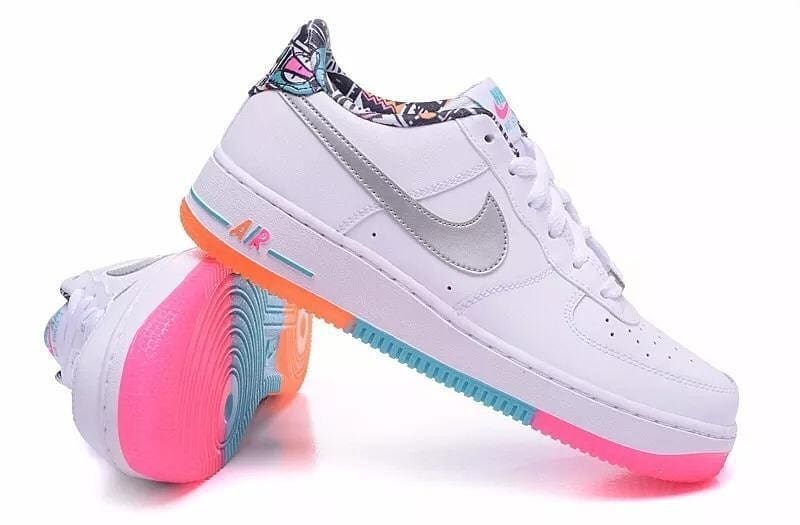 tenis nike con suela de colores